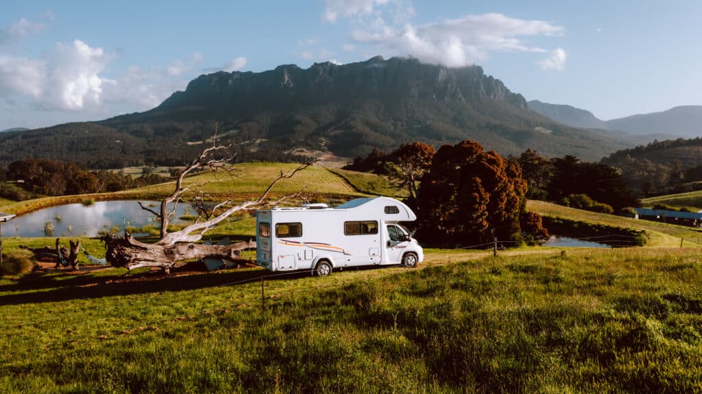 Cruisin Motorhomes Cruisin Deluxe — 4 Berth