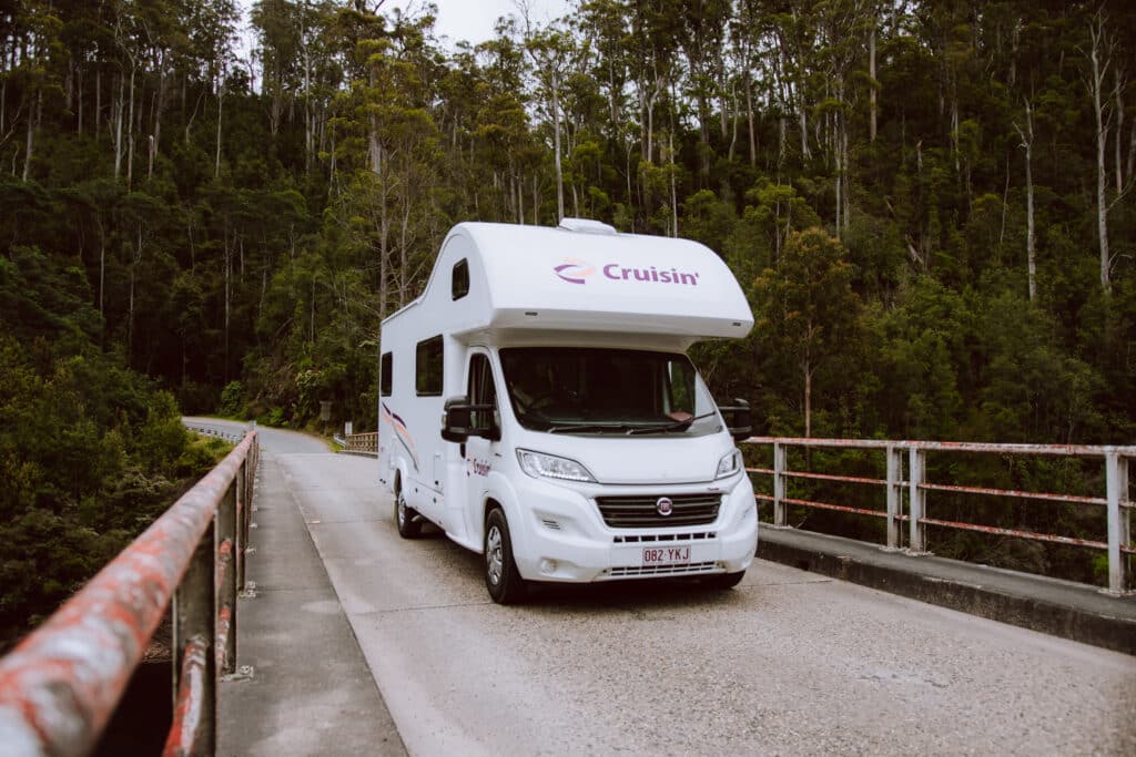 Cruisin Motorhomes Discovery — 6 Berth